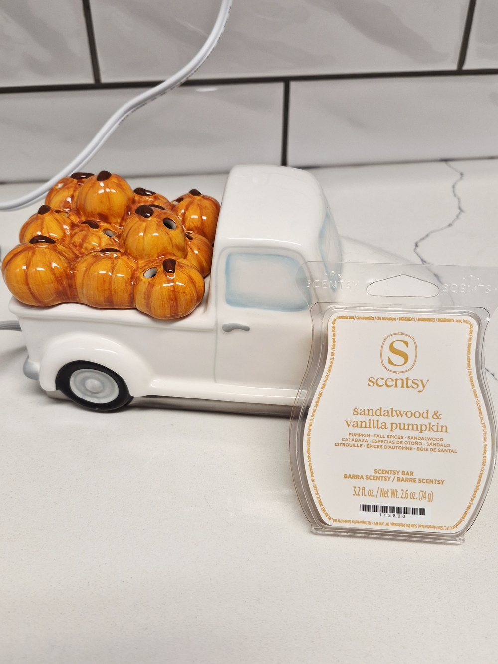 Scentsy White Ceramic Truck Warmer with Orange Pumpkins